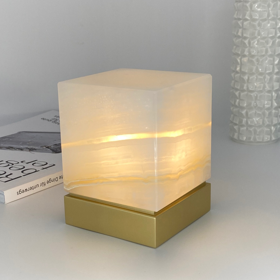 Onyx Designer Lamp ITSU One Solo